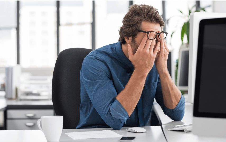 CEO with scatteres marketing stagnate sales, broken data and old website. Join our Momentum Boardroom for CEOs who want to scale.